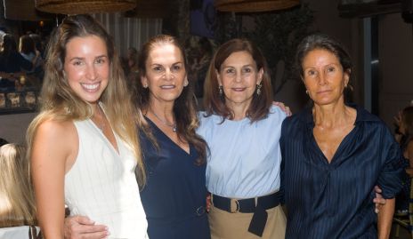  Ana Pau López, Raquel Valladares, Luchi Grijalba y Lourdes Herrera.
