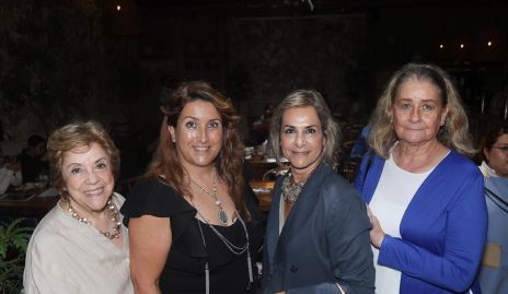  Martha Elena Ocejo, Marie Díaz Infante, Alejandra Medina y Rita Carrillo.