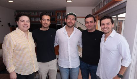  Marco Vázquez, Rodrigo Michel,  Carlos Esparza, Carlos Fonseca y José Torres.
