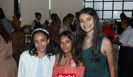  Amaya Zavala, Regis y María Eva Diez.