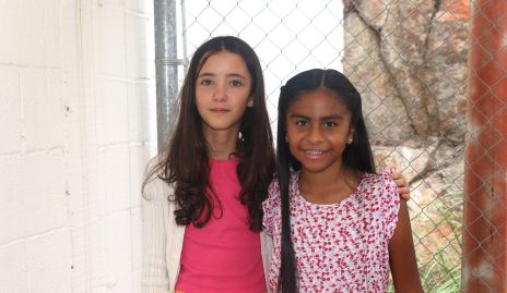  Valentina y Karime.
