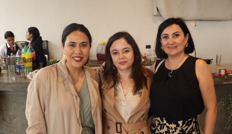  Adriana Espinoza, Mitsi Galeano y Elda Tapia.