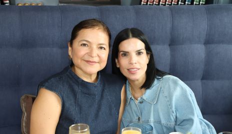  Claudia Moreno y Adriana Ramírez.