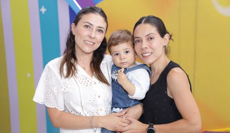  María José Treviño, Gerónimo Lozano y Ximena Treviño.
