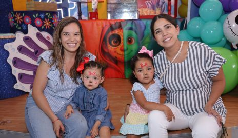  Estefi Noyola, Sofía Gómez, Melina Dibildox y Adriana Estrada.