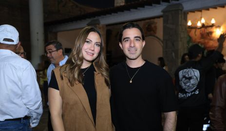  Ana Cristina Juárez y Gerardo Morales.