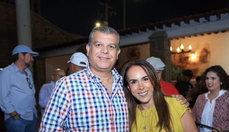  Luis Arturo e Ileana Estrada.