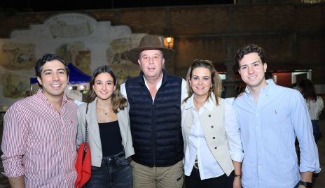  Roberto, Natalia, José Ignacio, Graciela y José Pablo Michel.