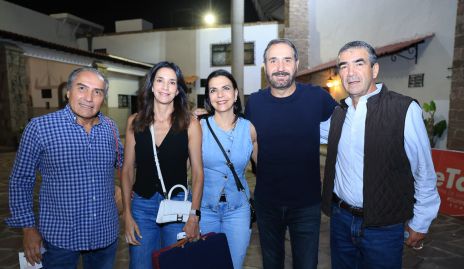  Arturo González, Gabriela Estrada, Mely y Luis Mahbub y Horacio Tobías.