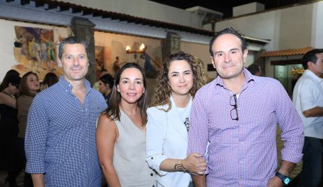  Rogelio Mercado, Ana Rosa Guerra, Laura Hallal y Beto Fontes.