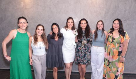  Carmen Rodríguez, Andrea Escalante, Andrea Hernández, Claudia Martínez, Fernanda Sáiz, Ale Morales y Marisol del Rivero.