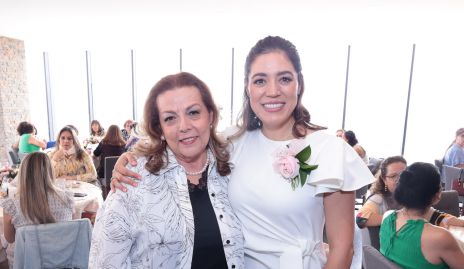  Margarita González y Claudia Martínez.