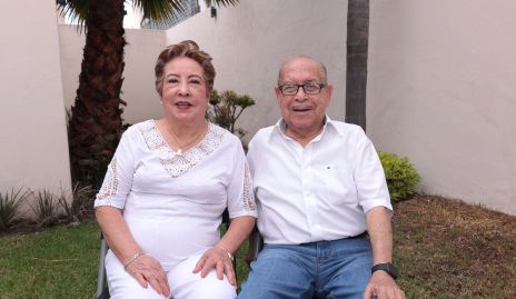  Rosy Gallardo y Joel Armendáriz.