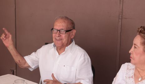  Joel Armendáriz.