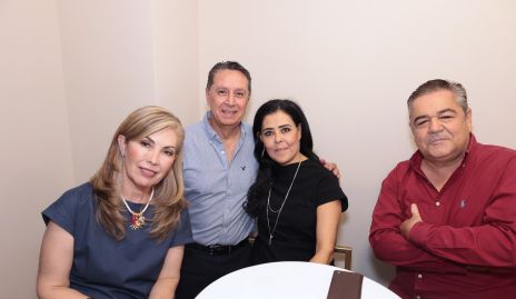  Norma Cortés, Alejandro Cadena, Caro Mendoza y Juan Morán.