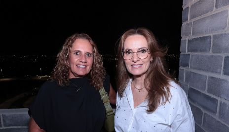  Mireya Payán y Araceli Cano.