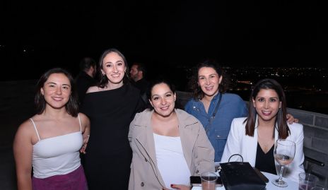  Vale Herrera, Arantxa Cárcoba, Ana Hurtado, Marijó Robledo e Ilse Ayech.