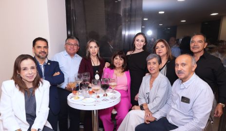  Marcela Mejía, Neil Castro, Silvestre Mendoza, Lorena Rodríguez, Ruth Escañero, Arantxa Cárcoba, Ana Rocha, Araceli Rocha, Mario Sustaita y Gerardo Salinas.