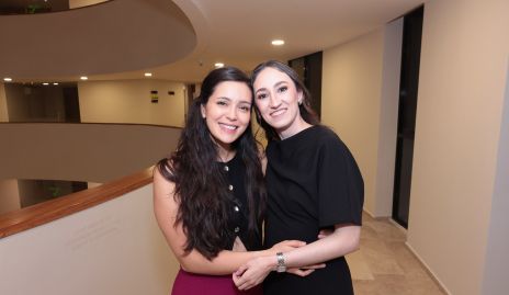  Alma Castro y Arantxa Cárcoba.