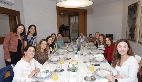  Alejandra Martins, Came Stevens, Laura Nieto, Eva Anaya, Gaby Martins, Karina Navarro, Maricarmen Ayala, Karina Ramos, Gabriela Lozano, Laura del Pozo, Cristina Ruiz y Adriana Martins.