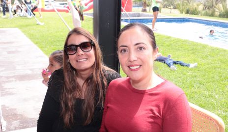  Teresa Briseño y Amparo Gordillo.
