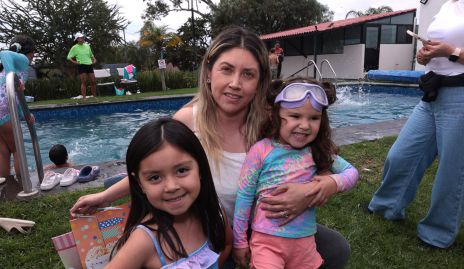 Emma Ñañez, Maca y Bárbara Morales.
