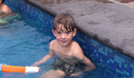  Alex Boui.