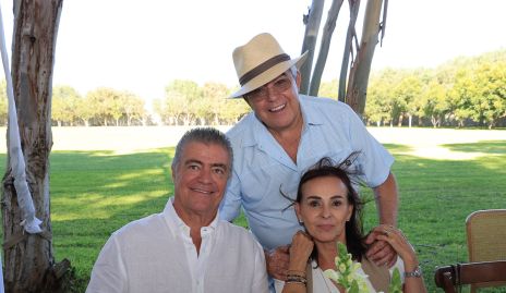  Roberto Lozano, Alberto Lozano y Susana de Lozano.