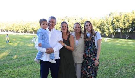  Iker Zollino, Roberto Lozano, Danitza Lozano, Patricia del Bosque y Paulet Lozano.