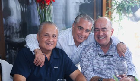  Carlos Brueggeroff, Gerardo Serrano y Rafa Olmos.