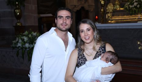  Manuel Saiz y Mónica Torres con Eugenio.