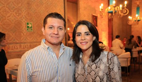  Nacho Puente y Paola Hernández.