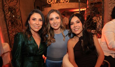  María José, Elizabeth y Jimena Treviño.