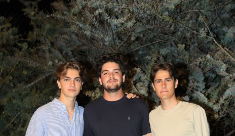  Caly Hinojosa, Patricio Vera y Mauricio Galván.