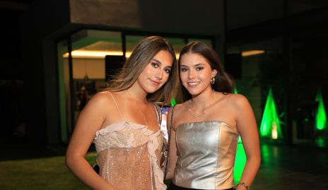  Majo Abella y Regina Zermeño.