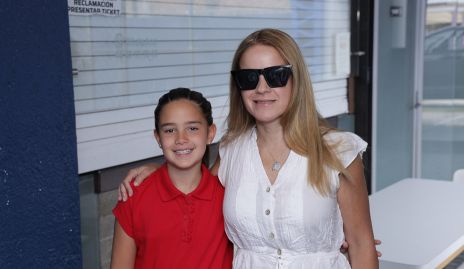  Vale Cortés y Michelle Baeza.