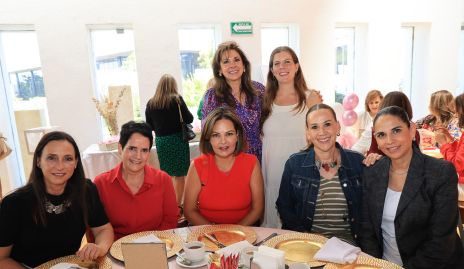  Carmen Bravo, Tita García, Kikis Fernández, Elia de Padilla, Micol Echegaray, Maricarmen Ayala y Malú Espinosa.