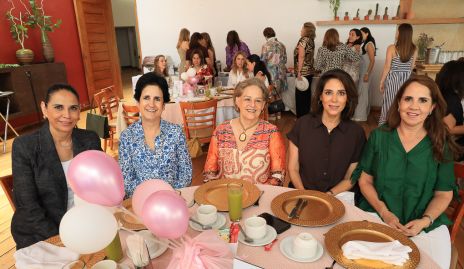  Malú de Morales, Martha Eugui, Lolita Álvarez, Maribel Lozano y Gaby Payán.