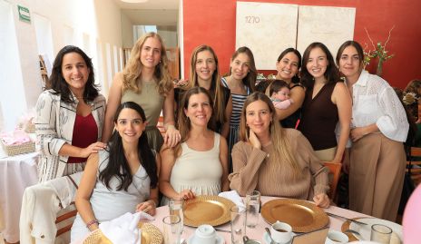  María Lavín, Ingrid Velasco, Paulina Martínez, Marigel Villasana, Sofía Leiva, Yolanda Navarro, Vero Martínez, Sofía Álvarez, Micol Echegaray y Gaby Del Valle. 