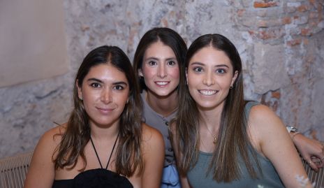  Mayra Díaz de León, Nuria Oliva y Sofía Hernández.