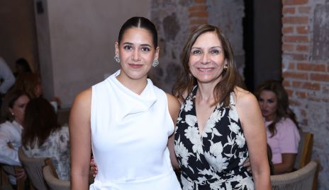  Ana Pao Bravo y Claudia Naya.