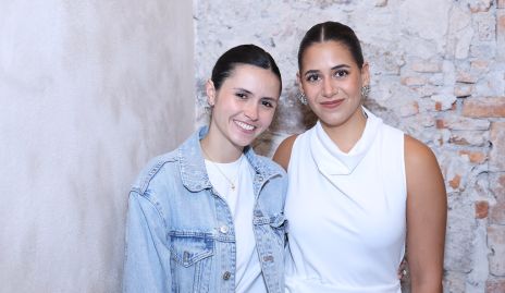  Susana Navia y Ana Pao Bravo.