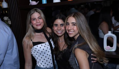  Mariane Kick, Rocío de la Vega y Estefanía Lejía.