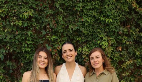  Andrea Martínez, Marijó Zacarías y Daniela Martínez.