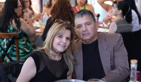  Carolina Alvear y Gilberto González.