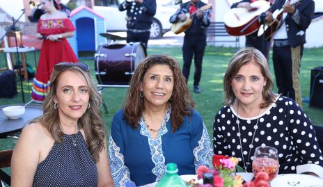  Mónica Navarro, Teresa Martínez y Rocío Ruiz.