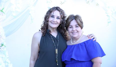  Gina García y Paty Pérez.