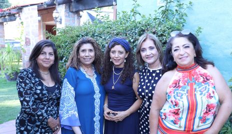  Claudia Duque, Teresa Martínez, Norma Narváez, Rocío Ruiz y Tita Pedroza.