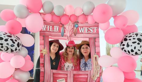  Norma Soriano, Silvia Foyo y Rosy Somohano.