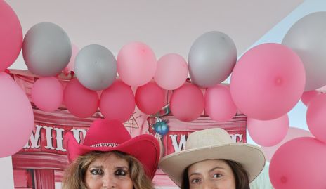  Silvia Foyo y Nayelli Maya.